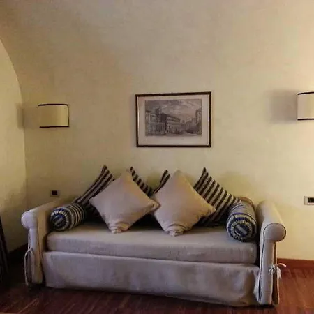 Residenza Lucina Hotel
